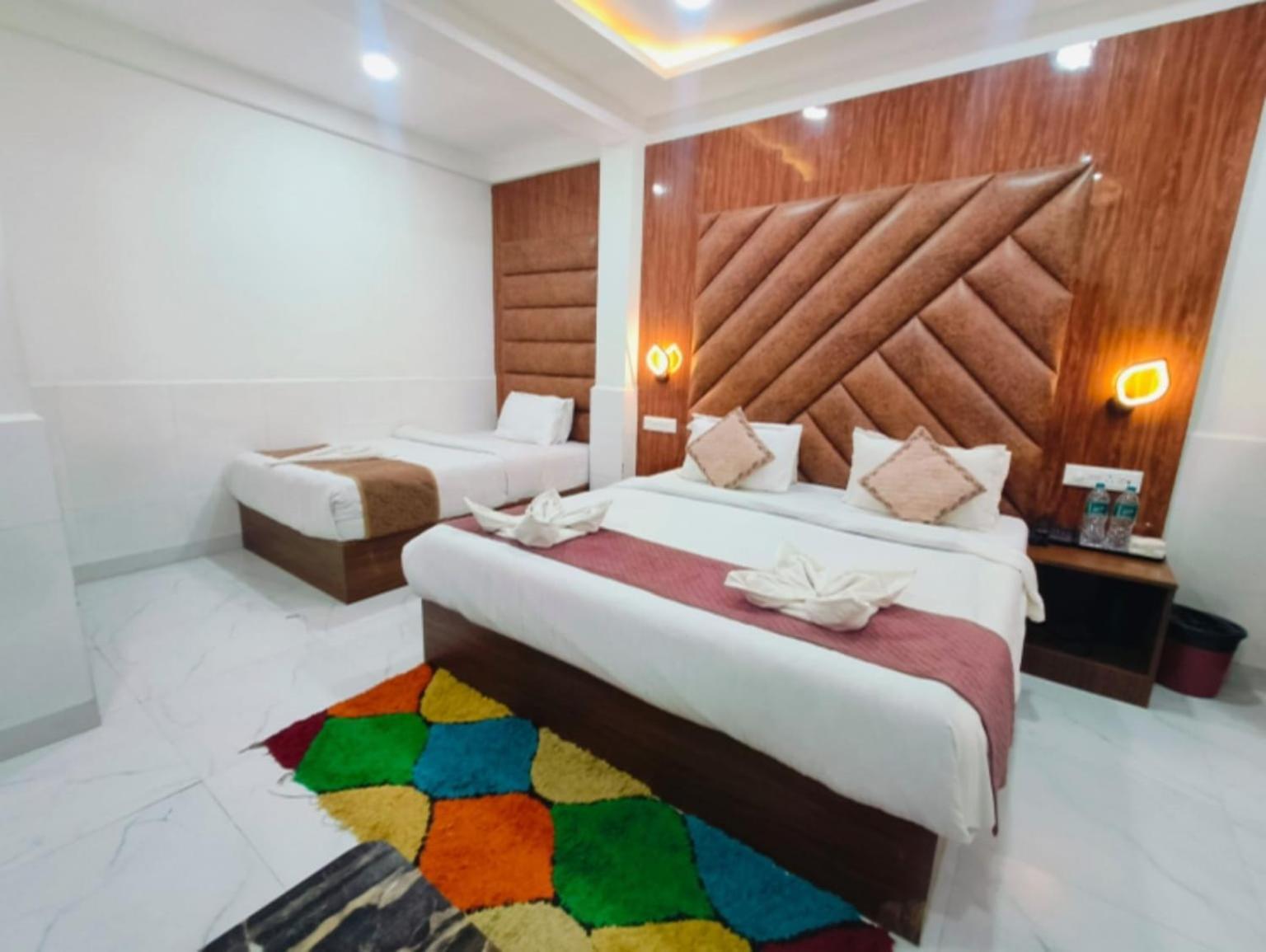 Hotel Small Daddy Plus Calangute Exterior photo